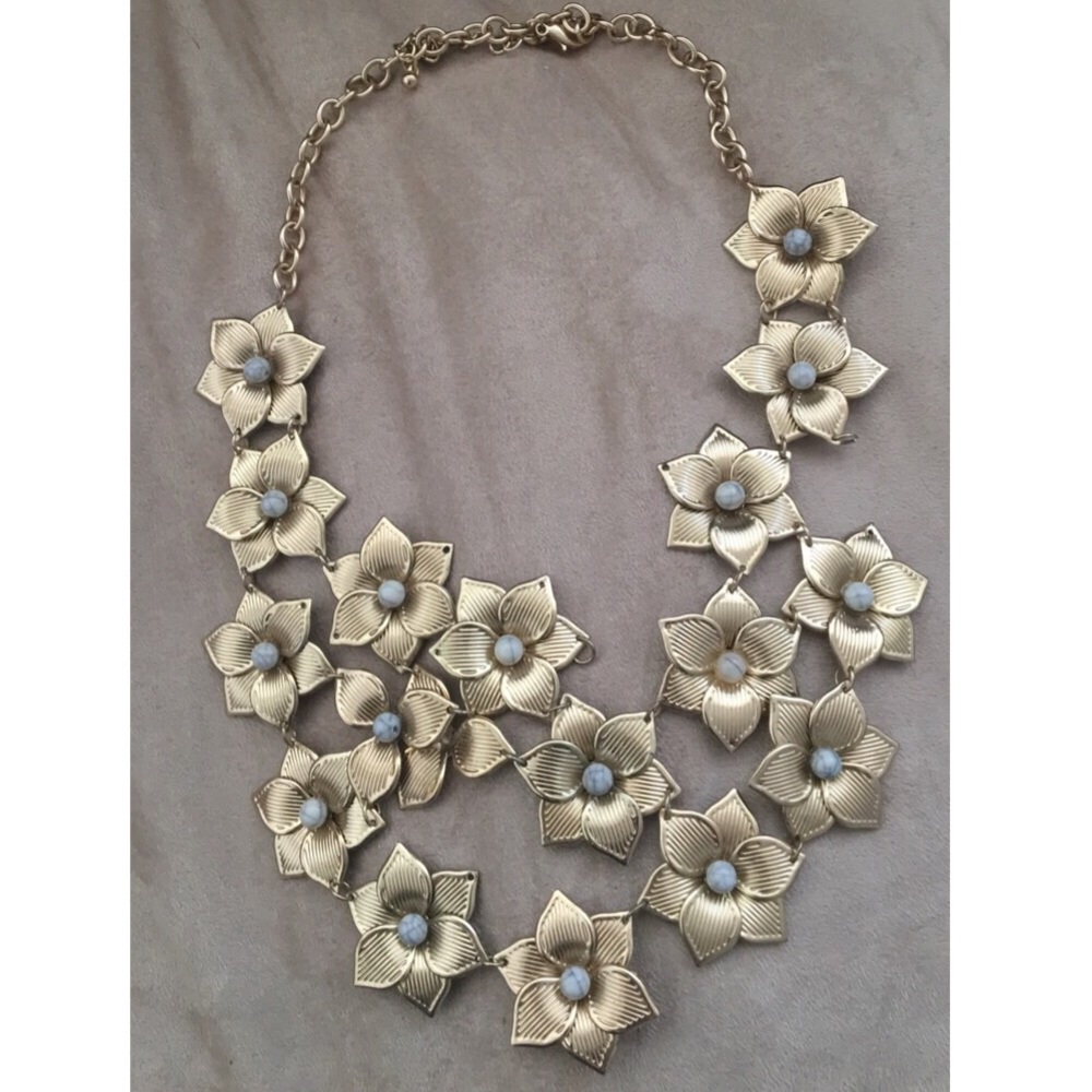 Gold Colored Flower Necklace